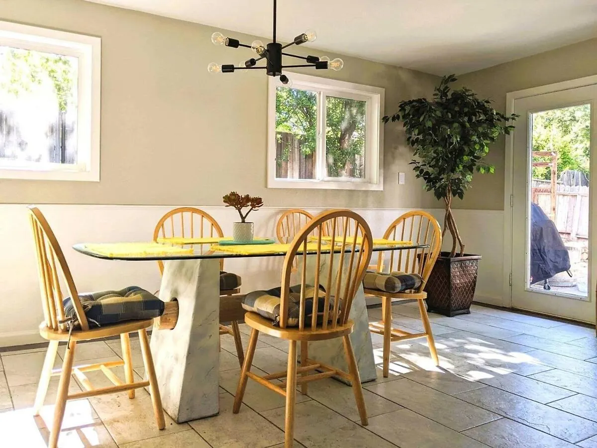 The Midtown Reno Orchard Villa 0*,